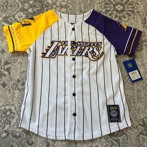 NBA Lakers Kids Jersey size 10-12